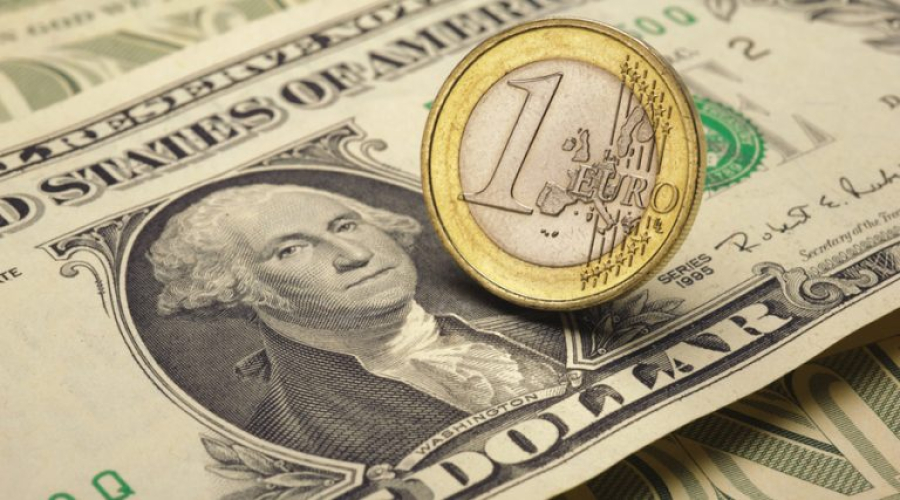 Συνάλλαγμα: Το ευρώ υποχωρεί 0,03%, στα 1,0879 δολάρια