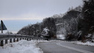 Μέτρα για τον χιονιά - Πού θα είναι κλειστά τα σχολεία - Προβλήματα στο οδικό δίκτυο σε Μακεδονία και Θράκη