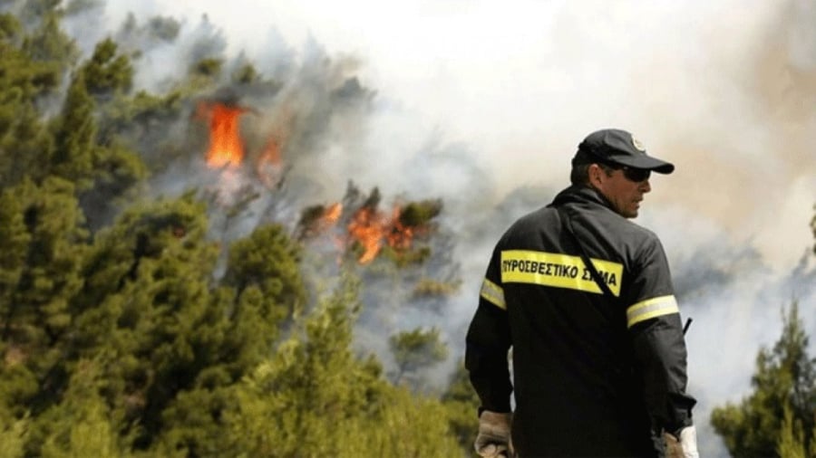 Πολύ υψηλός κίνδυνος πυρκαγιάς αύριο σε Αρκαδία, Λακωνία, Μεσσηνία, Αχαΐα, Ηλεία