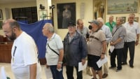 Εκλογές ΠΑΣΟΚ: Ψήφισαν πάνω από 300.000 - Τα πρώτα αποτελέσματα