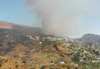 Πυρκαγιά ξέσπασε σε χαμηλή βλάστηση στη Νάξο