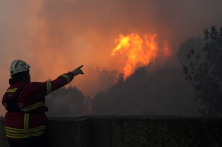 Πορτογαλία: Οι πυροσβεστικές δυνάμεις έθεσαν υπό έλεγχο όλα τα μέτωπα φωτιάς