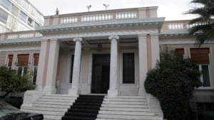 Ανακοινώνεται στις 11:30 η νέα κυβέρνηση - Αναβάλλεται το σημερινό υπουργικό