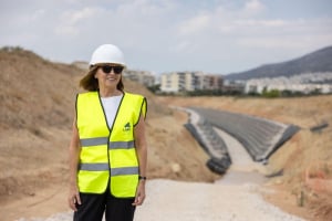 Επίσκεψη της υπουργού Ανάπτυξης Ελένης Λουρή - Δενδρινού στο Ελληνικό