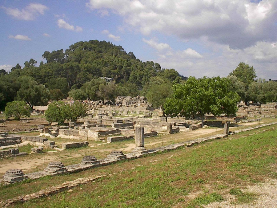 Χρ. Δήμας: Στην Αρχαία Ολυμπία για τον τελικό της Διεθνούς Οικονομικής Ολυμπιάδας 2024