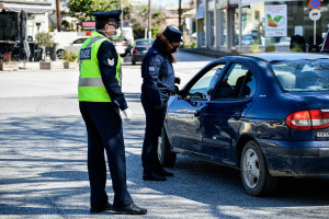 Τροχαία: Ογδόντα δύο κλήσεις σε «καρτέρι» στο Π. Φάληρο