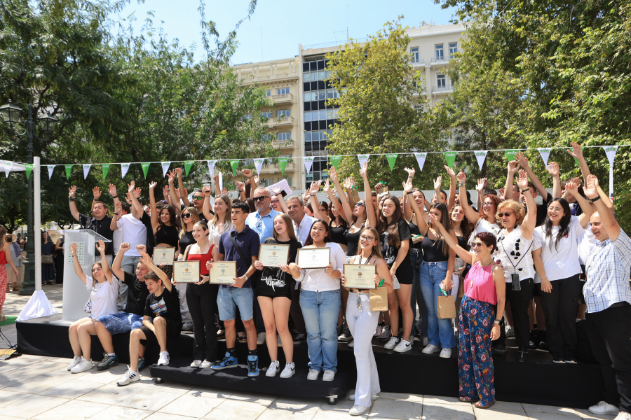 ΤΕΧΑΝ: Βραβεύτηκαν οι νικητές του Μεγάλου Εκπαιδευτικού Διαγωνισμού Ανακύκλωσης του Δ. Αθηναίων &amp; των 39 Δήμων Περιφέρειας Αττικής