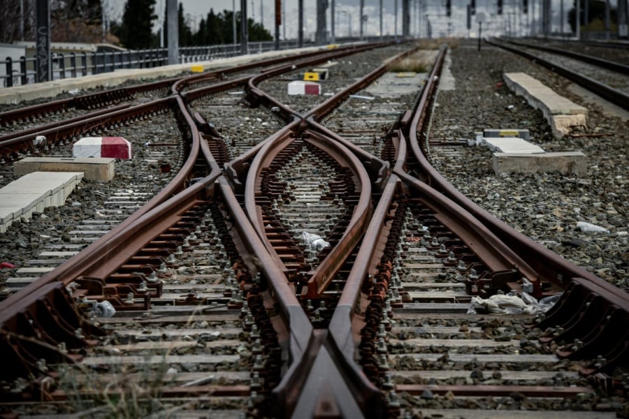 Εισαγγελική έρευνα για κακουργήματα με αφορμή ρεπορτάζ για κλοπή καλωδίων σε σιδηροδρομική γραμμή