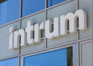 Intrum: Το 88% των υποθέσεων στην Ελλάδα οδηγήθηκε σε συναινετική ρύθμιση χρέους το 2023