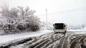 Επιδείνωση του καιρού με χιόνια - Κικίλιας: Απαραίτητες οι αντιολισθητικές αλυσίδες