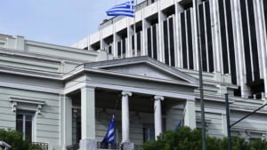 ΥΠΕΞ για έκπτωση Μπελέρη: Καινοφανής πρακτική σε μια διαδικασία με πολλά ερωτηματικά