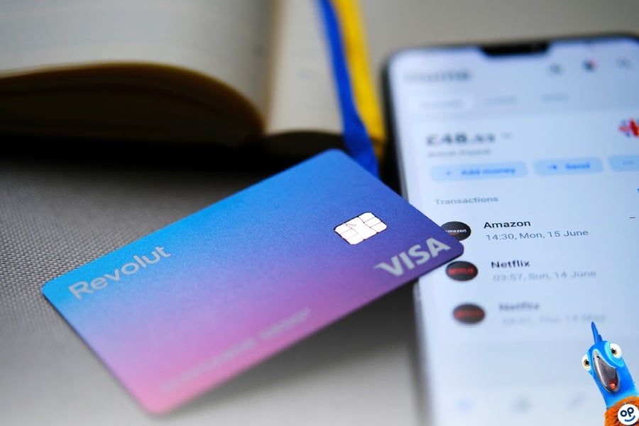 Revolut κατά Meta για διαδικτυακές απάτες: &quot;Πρέπει να αποζημιώνει τα θύματα&quot;