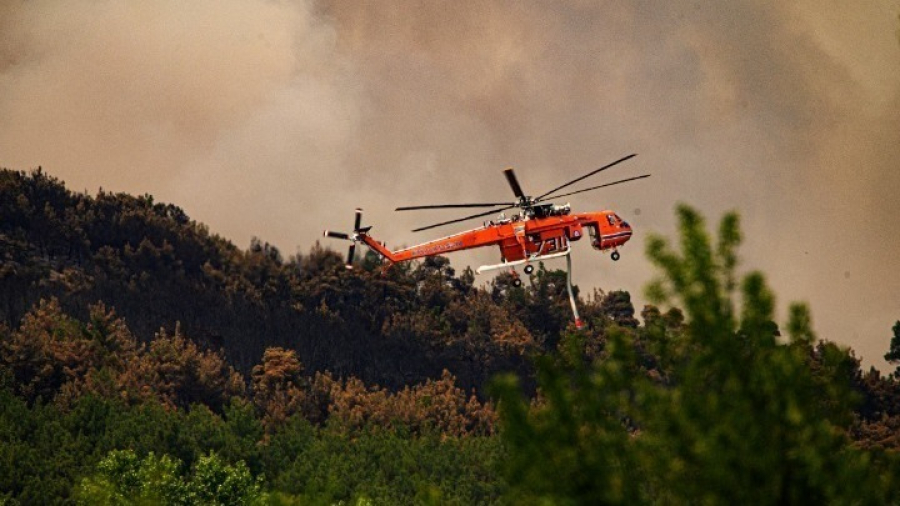 Καβάλα: Μαίνεται για 6η μέρα η φωτιά στο Παγγαίο