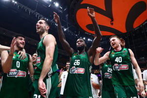 Euroleague: Στον τελικό για το 7ο ο Παναθηναϊκός AKTOR, Με ψηλά το κεφάλι στο μικρό τελικό ο Ολυμπιακός