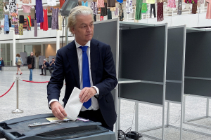 Ευρωεκλογές 2024: Άνοιξαν σήμερα οι πρώτες κάλπες στην Ολλανδία