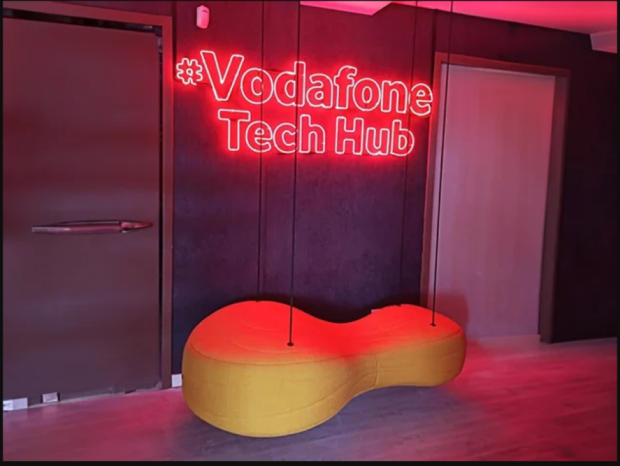 Vodafone: Σε πλήρη λειτουργία το Vodafone Tech Hub της Θεσσαλονίκης