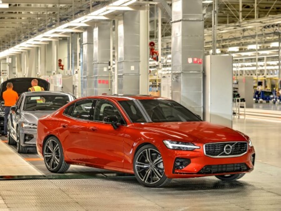 Η Volvo Cars πουλά το 30% των μετοχών της Lynk &amp; Co στη Zeekr