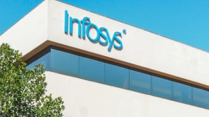 Infosys: Πάνω από τις εκτιμήσεις τα κέρδη στο τρίμηνο