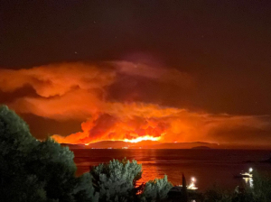 Μήνυμα για εκκένωση των περιοχών Πευκί, Αρτεμίσιο, Γούβες ή Βουλίκι στη βόρεια Εύβοια