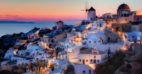 Visa: Σχεδόν διπλάσιοι οι επισκέπτες στην Ελλάδα μέσα σε μια διετία