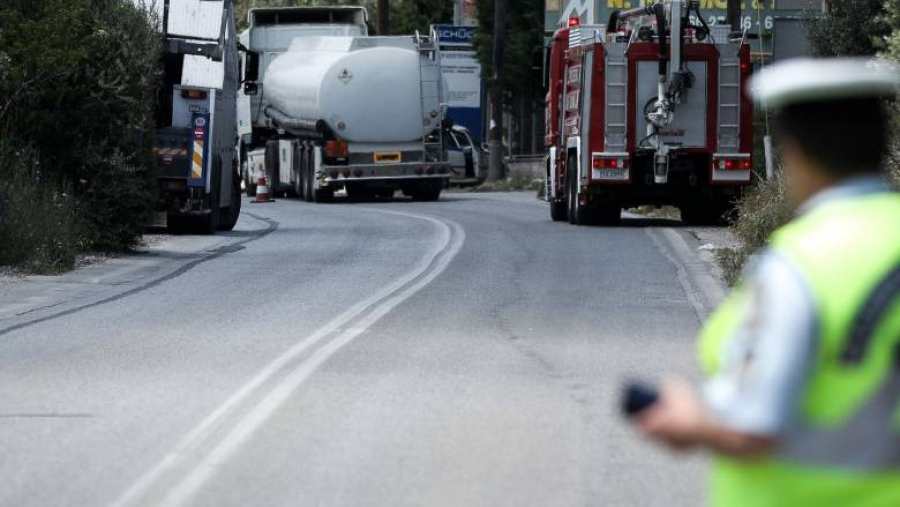 Αποκαταστάθηκε πλήρως η κυκλοφορία στη λεωφόρο Λαυρίου, μετά τη διαρροή υγραερίου