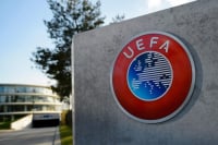 UEFA: «Πράσινο φως» σε Τζιρονα, Μάντσεστερ Σίτι, Μάντσεστερ Γιουνάιτεντ και Νις