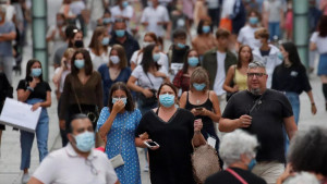 Χώρες σε όλο τον κόσμο σχεδιάζουν τον &quot;οδικό χάρτη&quot; για τη μετά-Covid εποχή