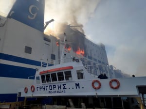 Euroferry Olympia: Σε ξενοδοχεία μεταφέρθηκαν οι διασωθέντες - Αγωνία για του 11 αγνοούμενους