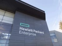 HPE: Νέα προγράμματα AI και hybrid cloud